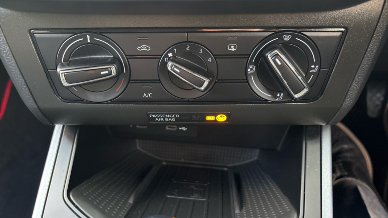 SEAT Arona 1.0 TSI 110 SE Technology [EZ] 5dr DSG Petrol Hatchback